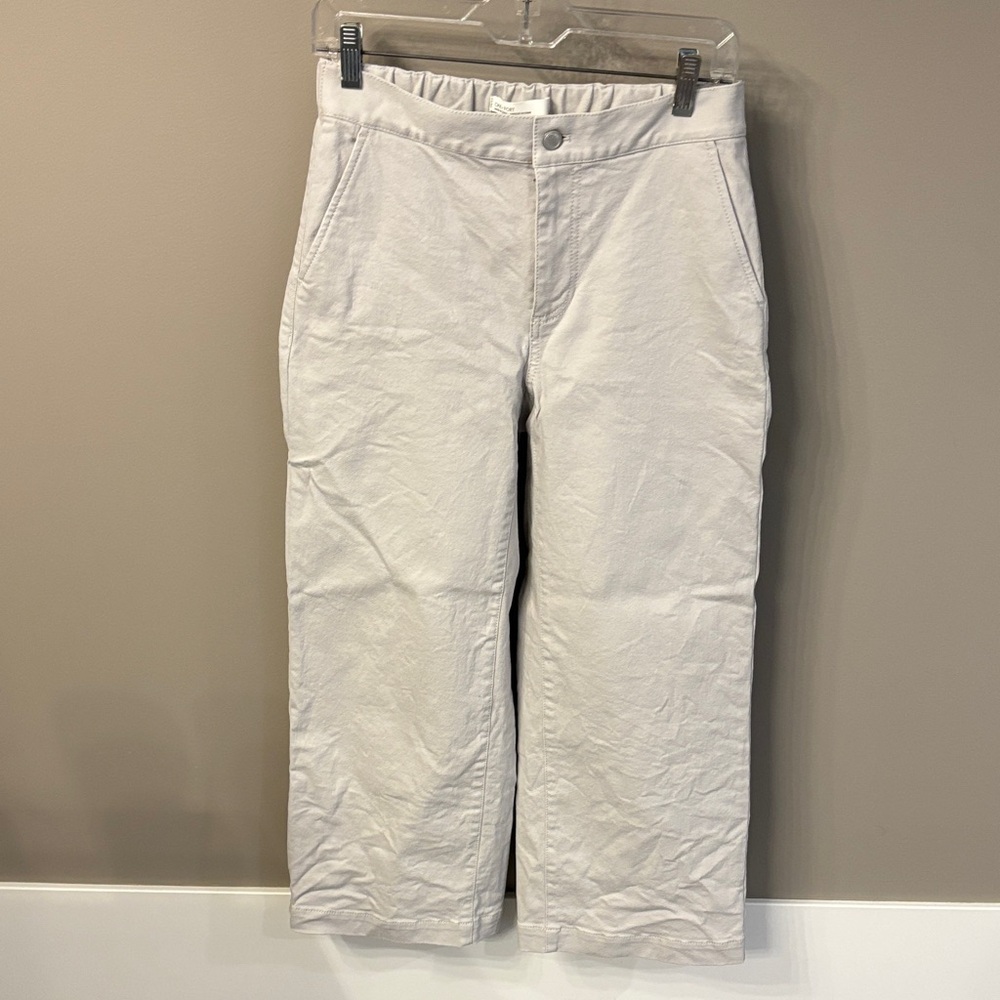 OAK Women's Light Cream Cropped Pants